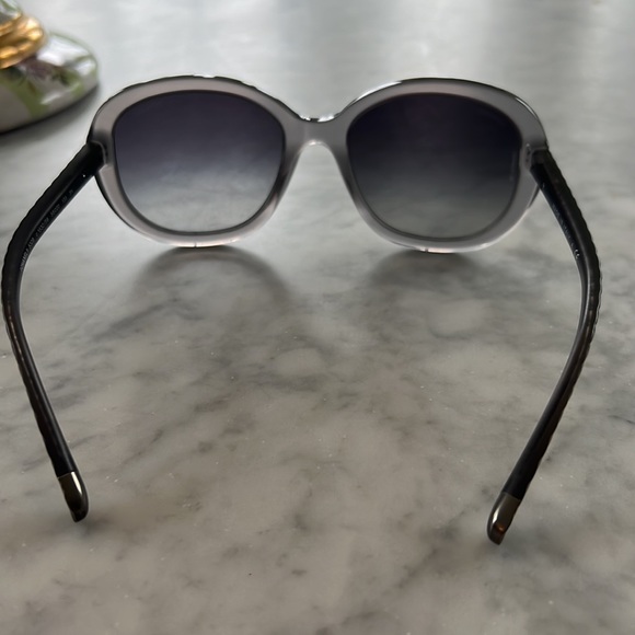 Chanel sunglasses - Picture 7 of 9